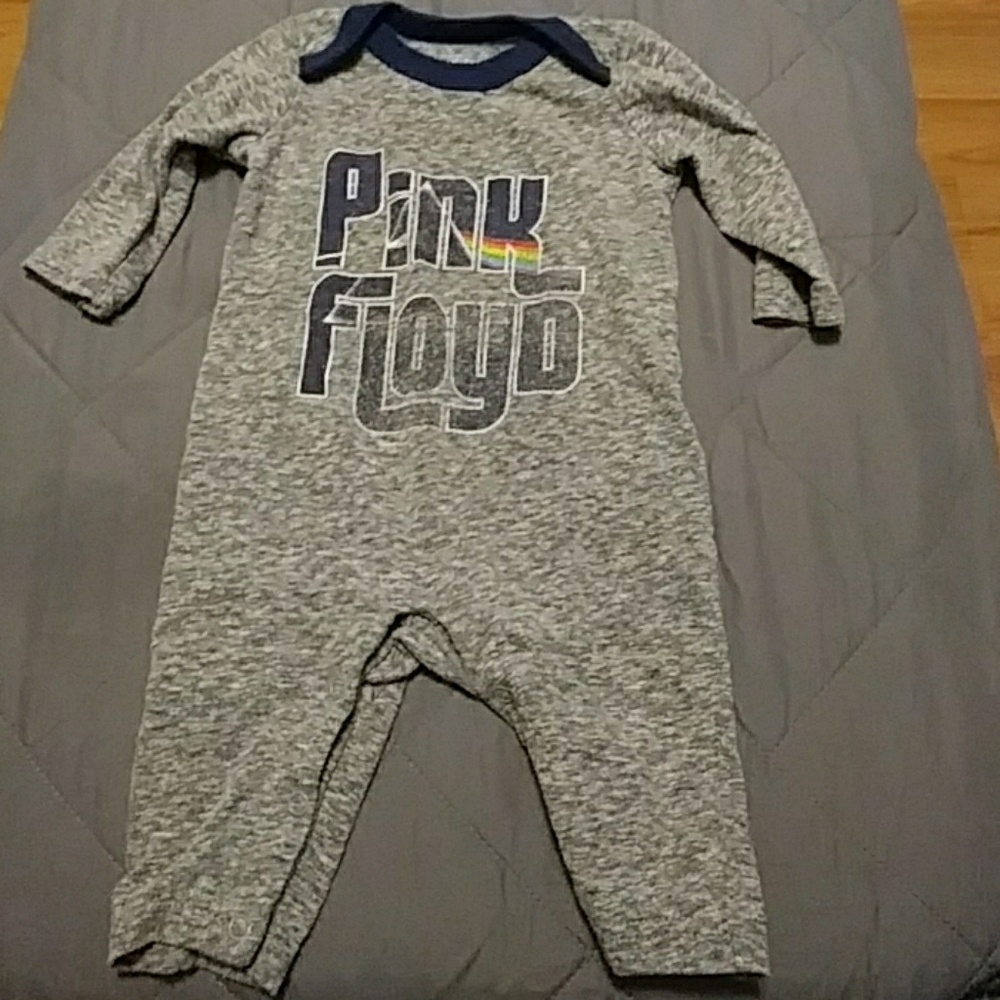 Long sleeve/pants outfit